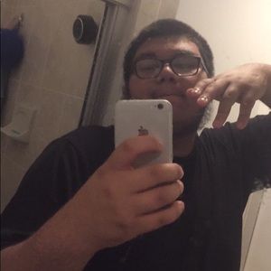 Meet your Posher, Andres